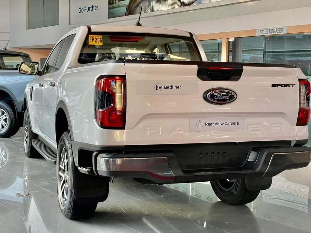 Ford Ranger Sport sắp ra mắt tại Việt Nam, giá dự kiến khoảng 900 triệu đồng