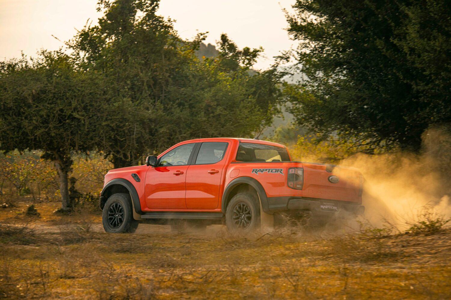 Trải nghiệm Ranger Raptor 2023 trên các loại địa hình ở tỉnh Ninh Thuận