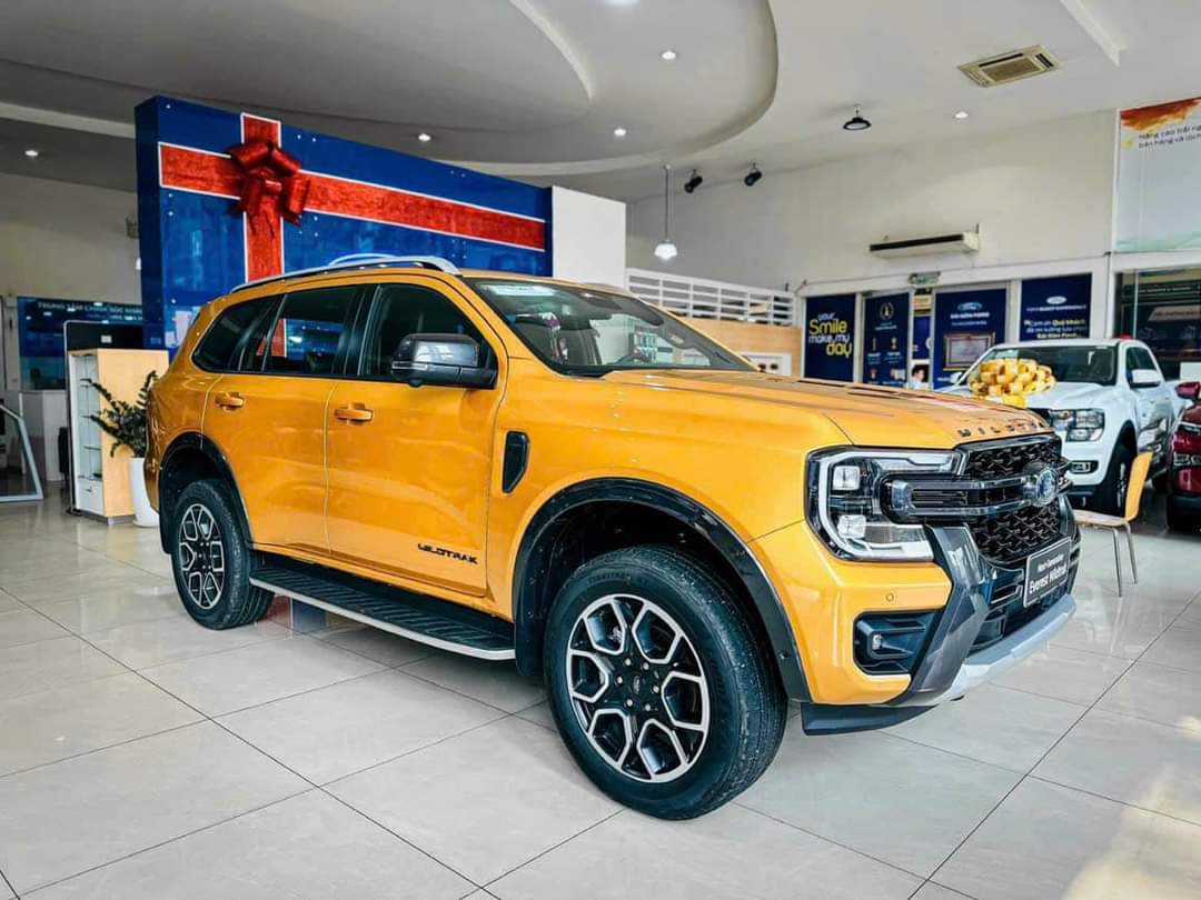 FORD EVEREST WILDTRAK 2.0L 4x4 AT GIÁ BÁN, ĐÁNH GIÁ XE, ƯU ĐÃI