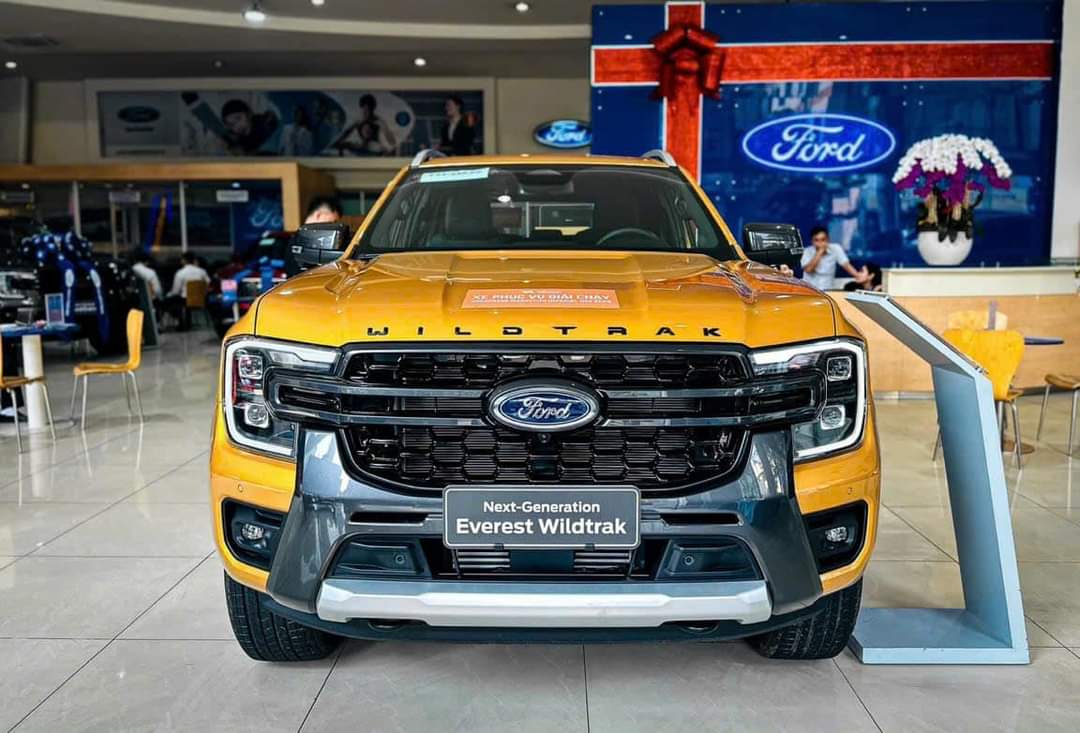 FORD EVEREST WILDTRAK 2.0L 4x4 AT GIÁ BÁN, ĐÁNH GIÁ XE, ƯU ĐÃI