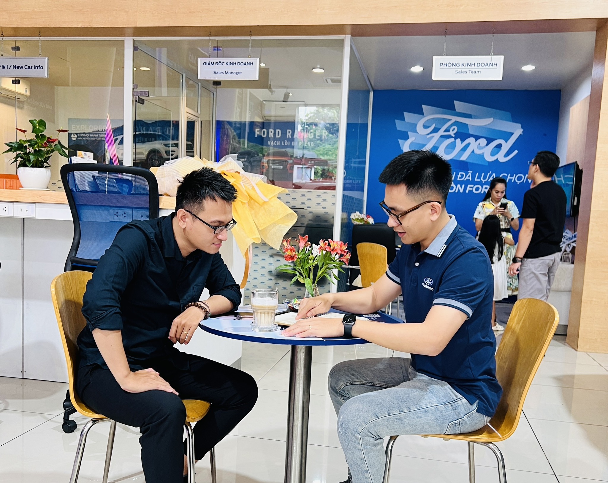 LẦN ĐẦU MUA Ô TÔ CẦN LƯU Ý ĐIỀU GÌ?