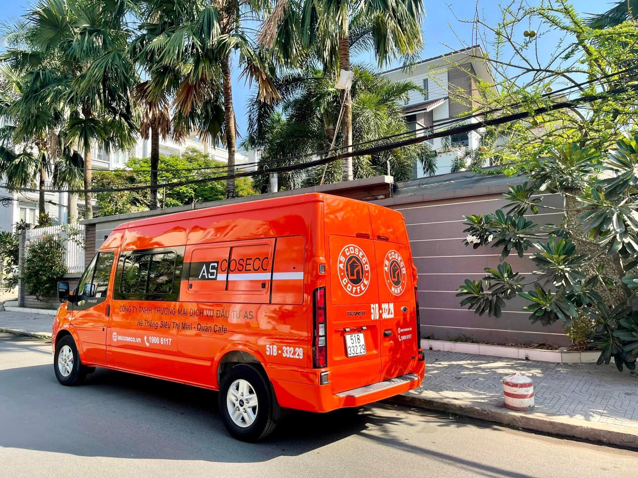 Ford Transit Tải Van 6 Chỗ 945Kg